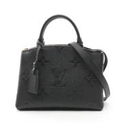 Pre-owned Leather handbags