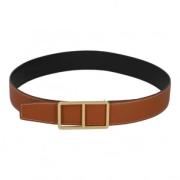 Pre-owned Leather belts