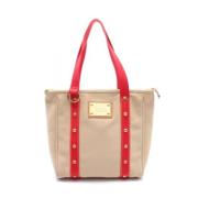 Pre-owned Canvas handbags