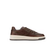 Brun skinn sneakers klassisk italiensk stil