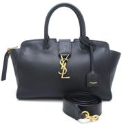 Pre-owned Leather handbags