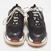 Pre-owned Leather sneakers