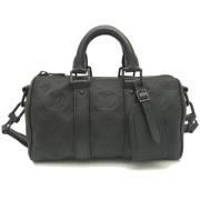 Pre-owned Leather handbags