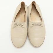 Pre-owned Leather flats