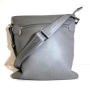 Pre-owned Leather shoulder-bags