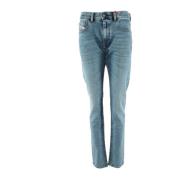 Slim Fit Mid Waist Slim Leg Jeans