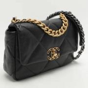 Pre-owned Leather chanel-bags