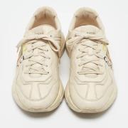 Pre-owned Leather sneakers