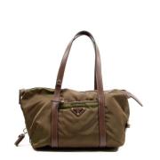 Pre-owned Nylon shoulder-bags