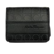 Pre-owned Leather wallets