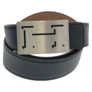 Pre-owned Leather belts