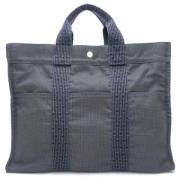 Pre-owned Canvas handbags