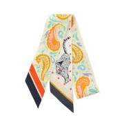 Pre-owned Silk scarves