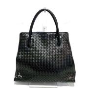 Pre-owned Leather handbags