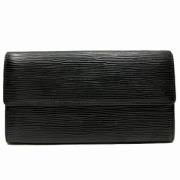 Pre-owned Leather wallets