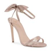 Romantisk Satin Sandal med Ankel Snøring