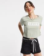 Levi's cropped logo t-shirt in green