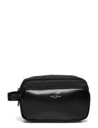 Nylon Twill Lthr Wash Bag Toalettveske Black Fred Perry