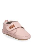 Classic Leather Slippers Tøfler Innesko Pink Melton