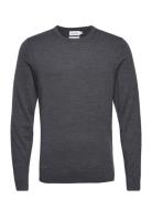 Superior Wool Crew Neck Sweater Tops Knitwear Round Necks Grey Calvin ...