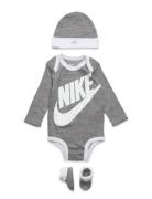 C1-Bodysuit+Hat+Bootie Langermet Bodysuit Grey Nike