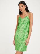 Only - Korte kjoler - Summer Green Ida Flowers - Onljane Singlet Dress...