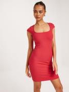 NLY Trend - Blyantkjoler - Rød - Spring Mini Dress - Kjoler
