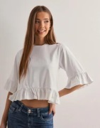 Nelly - Hvit - Lovely Frill Tee