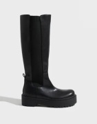 Nelly - Svart - Clean Under Knee Boot