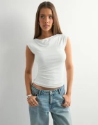 Nelly - Hvit - Perfect Soft Top