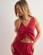 Pieces - Rød - Pcsastina Sl Cropped Top Wvn Bc