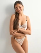 Nelly - Hvit - Elite Lace Thong