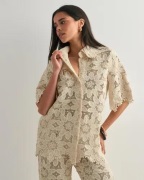 Malina - Beige - Ari Guipure Lace shirt