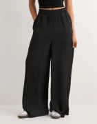 Pieces - Svart - Pcmilda Hw Loose Pants Wvn