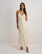 Nelly - Gul - Maxi Lace Insert Dress