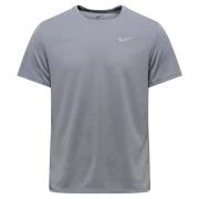 Nike Løpe t-skjorte Dri-FIT UV Miller - Grå/Sølv