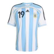 - Argentina Hjemmedrakt 2006 Messi 19 FORHÅNDSBESTILLING